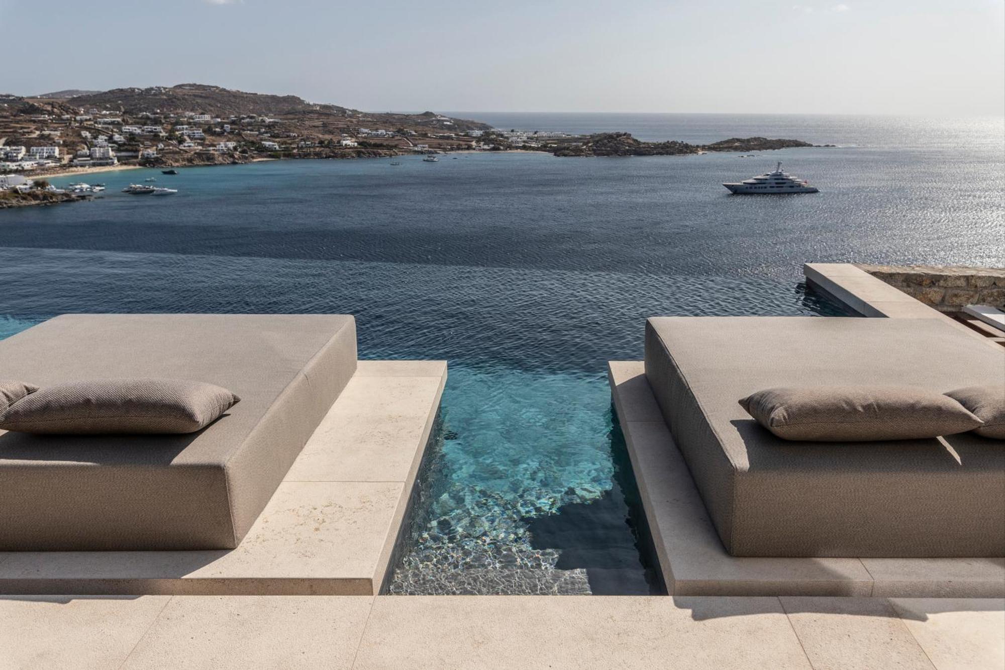 The Skyvilla Mykonos - A Landmark Property With Breathtaking Views Of The Psarou Bay Mykonos Town 外观 照片