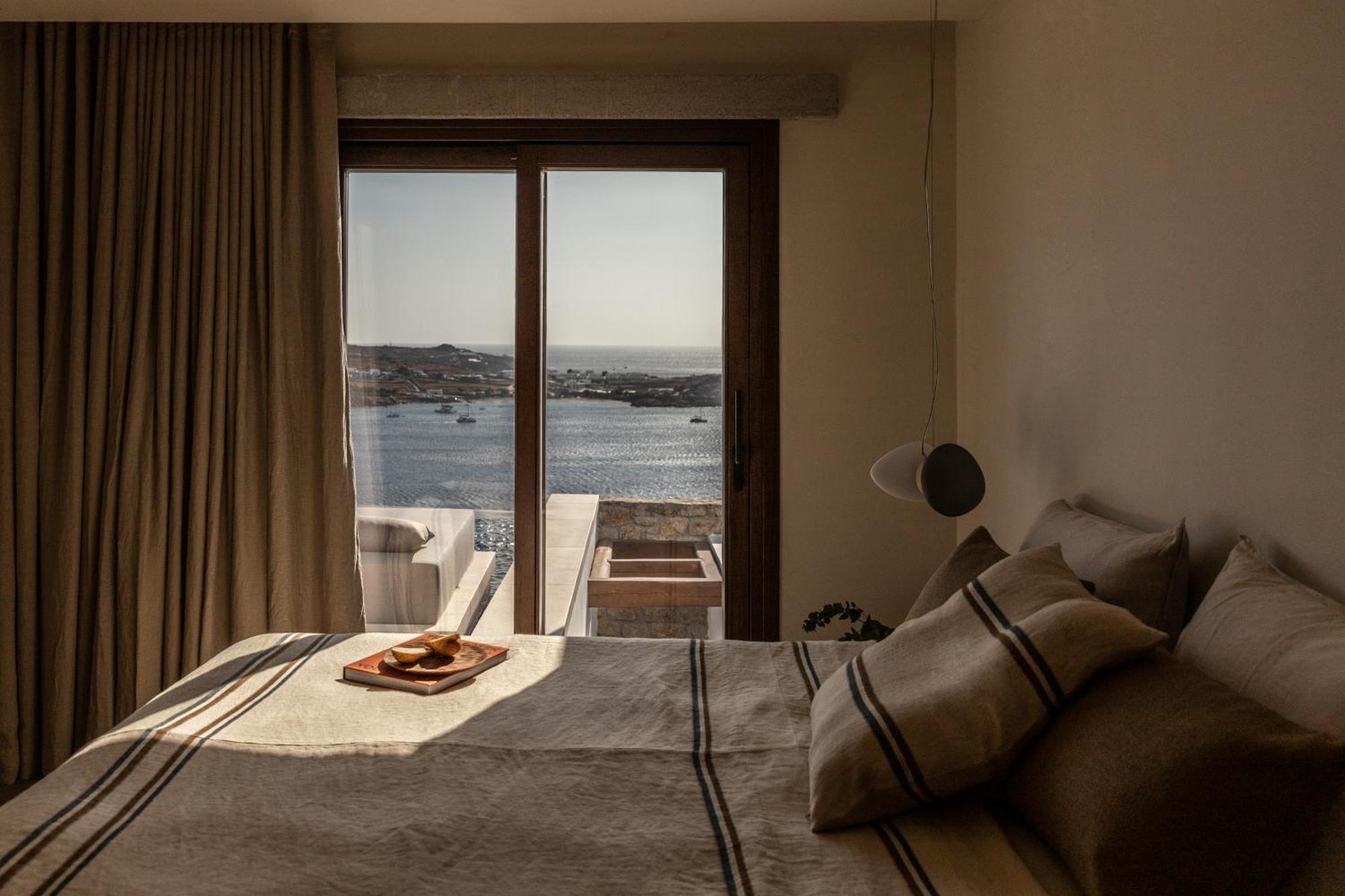 The Skyvilla Mykonos - A Landmark Property With Breathtaking Views Of The Psarou Bay Mykonos Town 外观 照片
