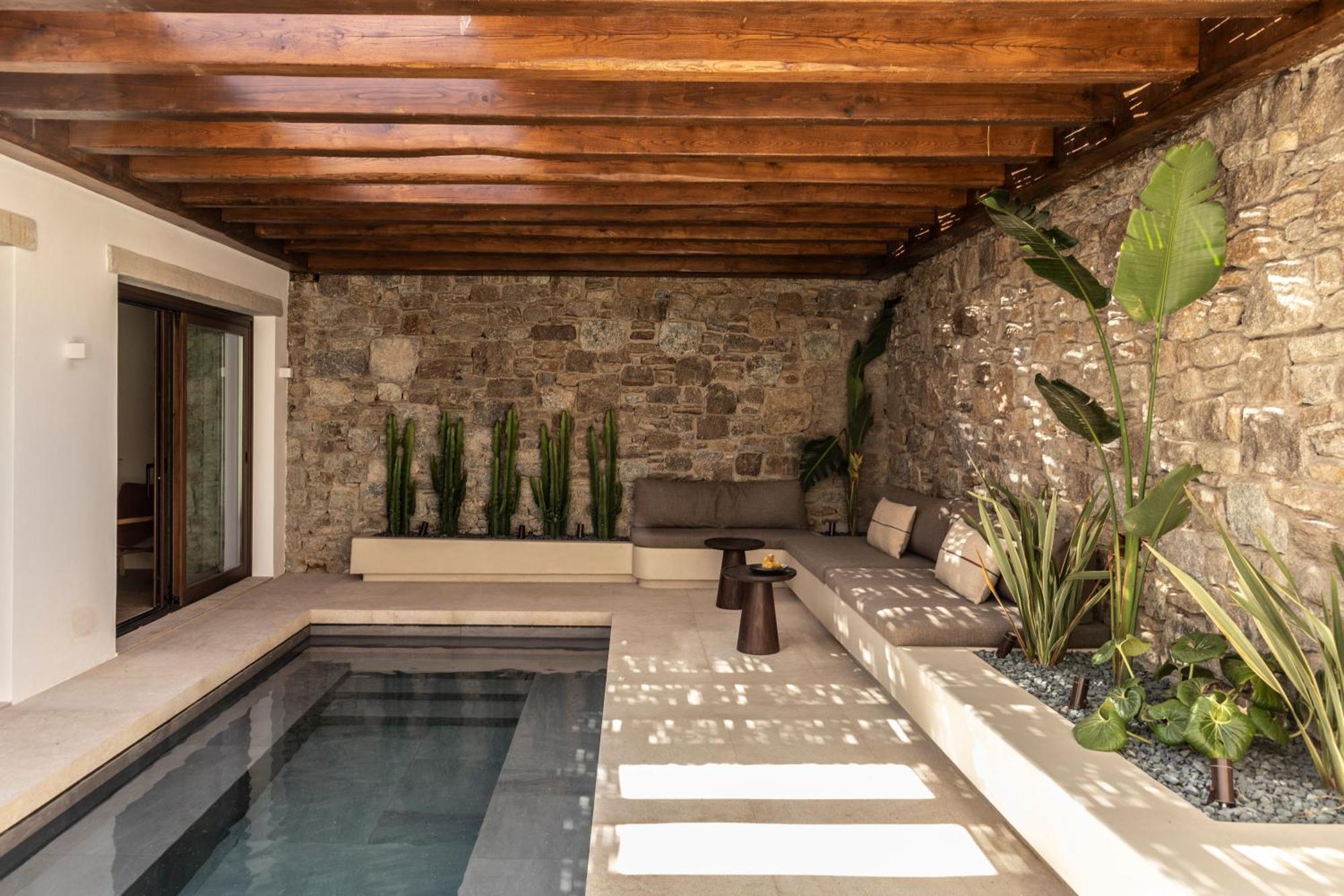 The Skyvilla Mykonos - A Landmark Property With Breathtaking Views Of The Psarou Bay Mykonos Town 外观 照片